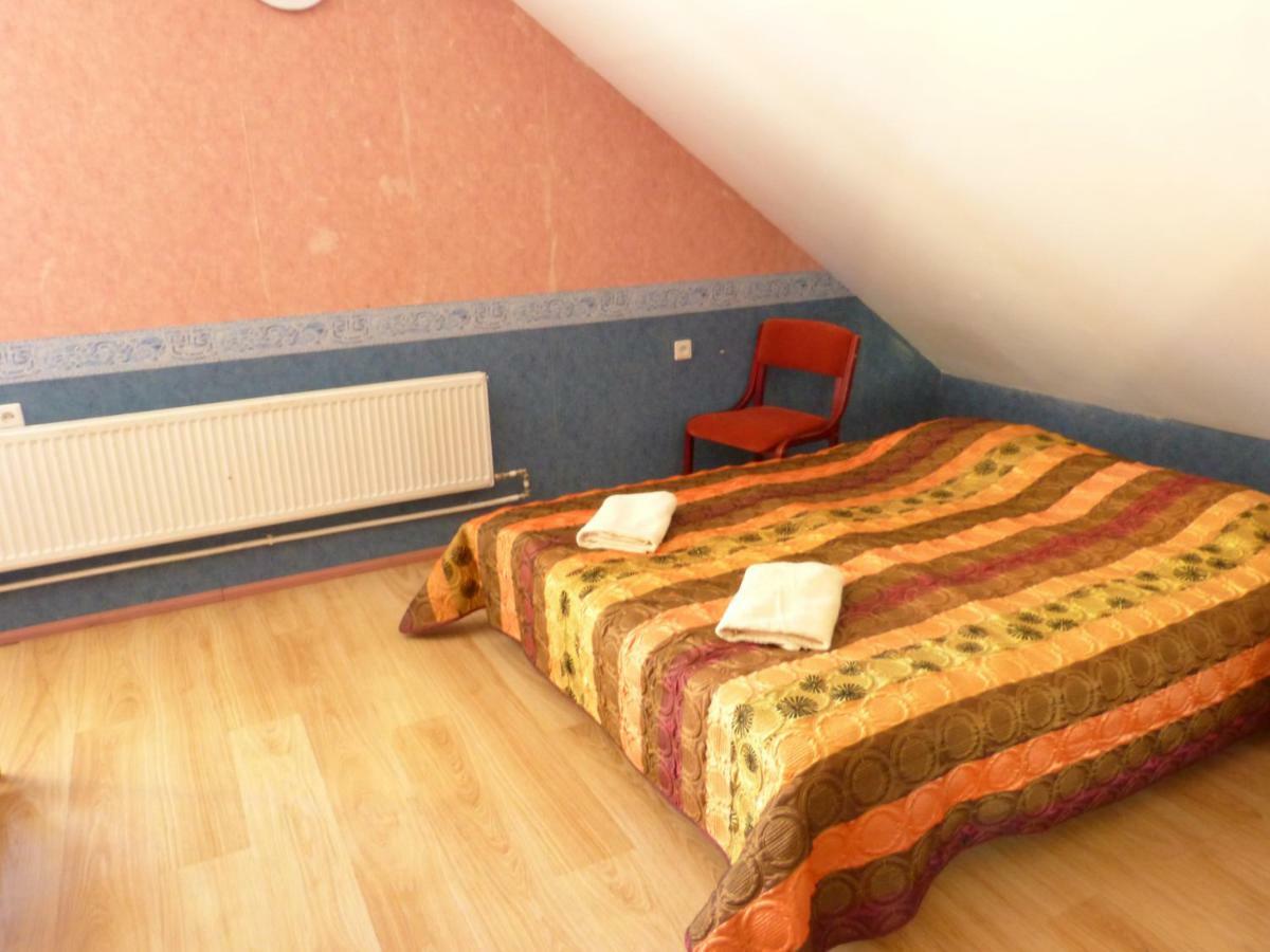 Viva Pirita Hostel Tallinn Buitenkant foto